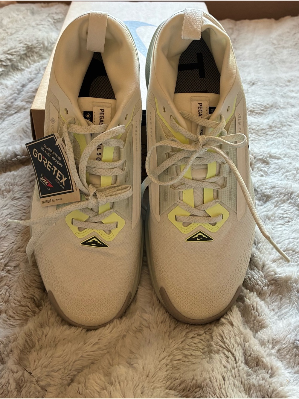 Nike Men’s Athletic Shoes White with Light Yellow Accents